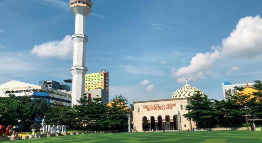 Hotel Nyland Pasteur 반둥 외부 사진